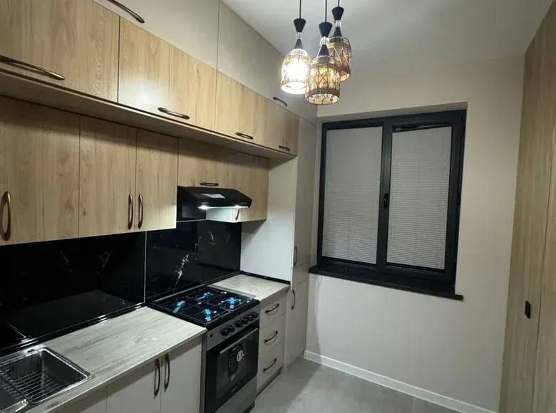 Sotiladi 3 xonali kvartira, 43 m², 2/3 qavat — Sergeli tumani