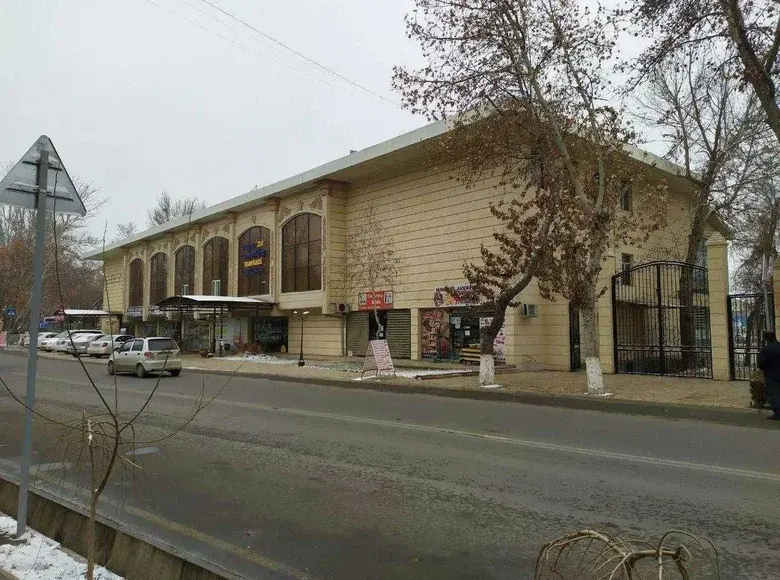 Сотилади тижорат биноси, 2800 м², 41 сотих, 1/1 қават — Олмазор тумани
