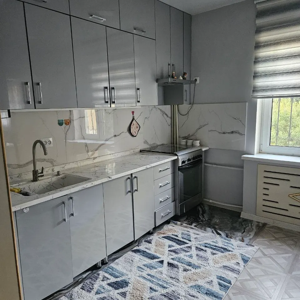 Сдаётся 5-комнатная квартира, 150 м², 2/5 этаж — Мирзо-Улугбекский район