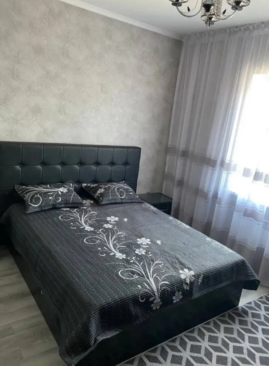Ijaraga beriladi 3 xonali kvartira, 90 m², 4/9 qavat — Mirobod tumani