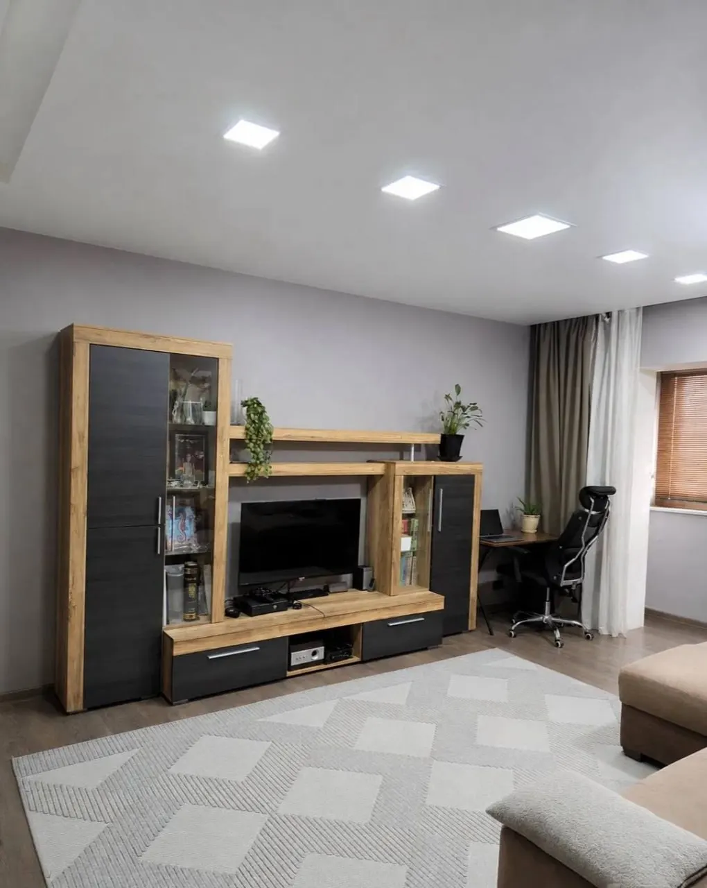 Сотилади 4 хонали квартира, 93 м², 9/9 қават — Миробод тумани