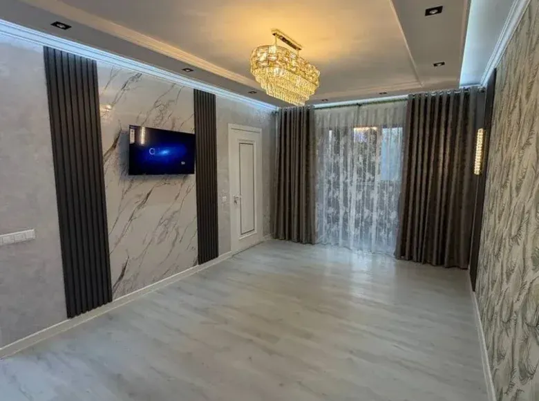 Продаётся 4-комнатная квартира, 67 м², 4/4 этаж — Яшнабадский район