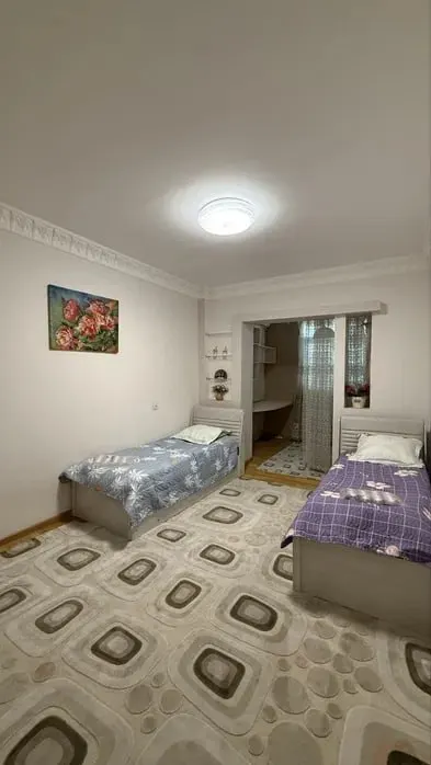 Сдаётся 3-комнатная квартира, 80 м², 3/5 этаж — Шайхантахурский район