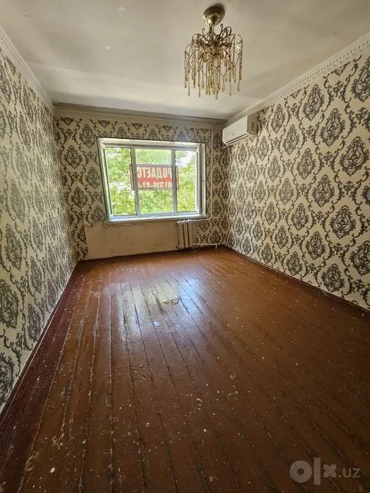 Продаётся 1-комнатная квартира, 28 м², 3/5 этаж — Юнусабадский район