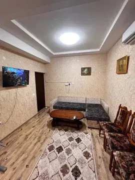 Sotiladi 3 xonali kvartira, 63 m², 1/4 qavat — Yunusobod tumani