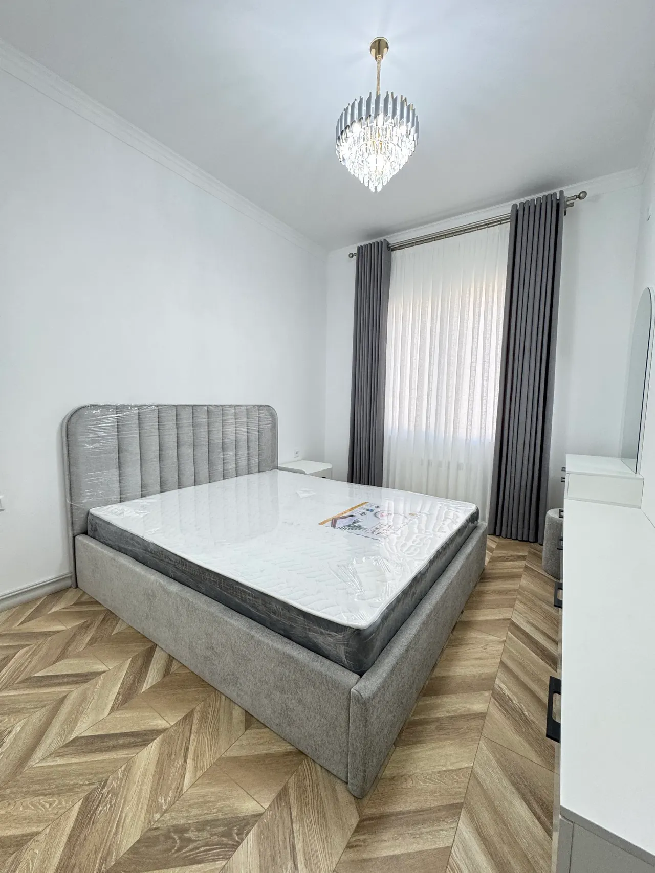 Ижарага берилади 4 хонали квартира, 120 м², 3/5 қават — Мирзо Улуғбек тумани