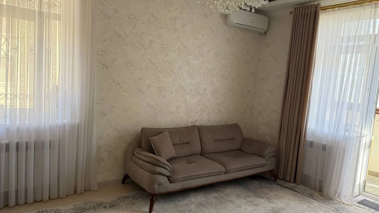 Sotiladi 2 xonali kvartira, 52,4 m², 6/9 qavat — Yakkasaroy tumani