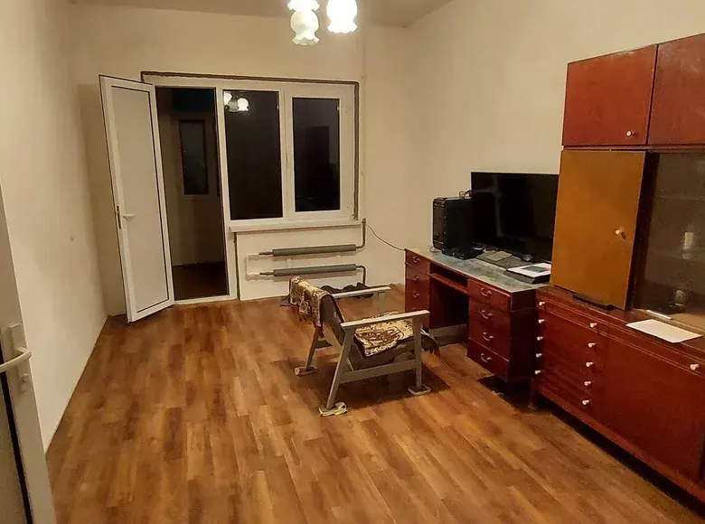 Сотилади 2 хонали квартира, 70 м², 4/9 қават — Янгиҳаёт тумани