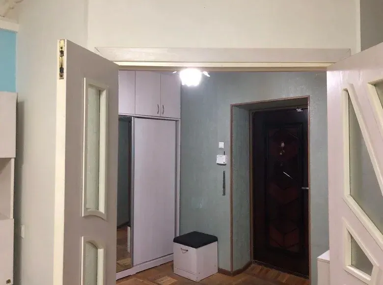 Сотилади 4 хонали квартира, 135 м², 2/4 қават — Мирзо Улуғбек тумани