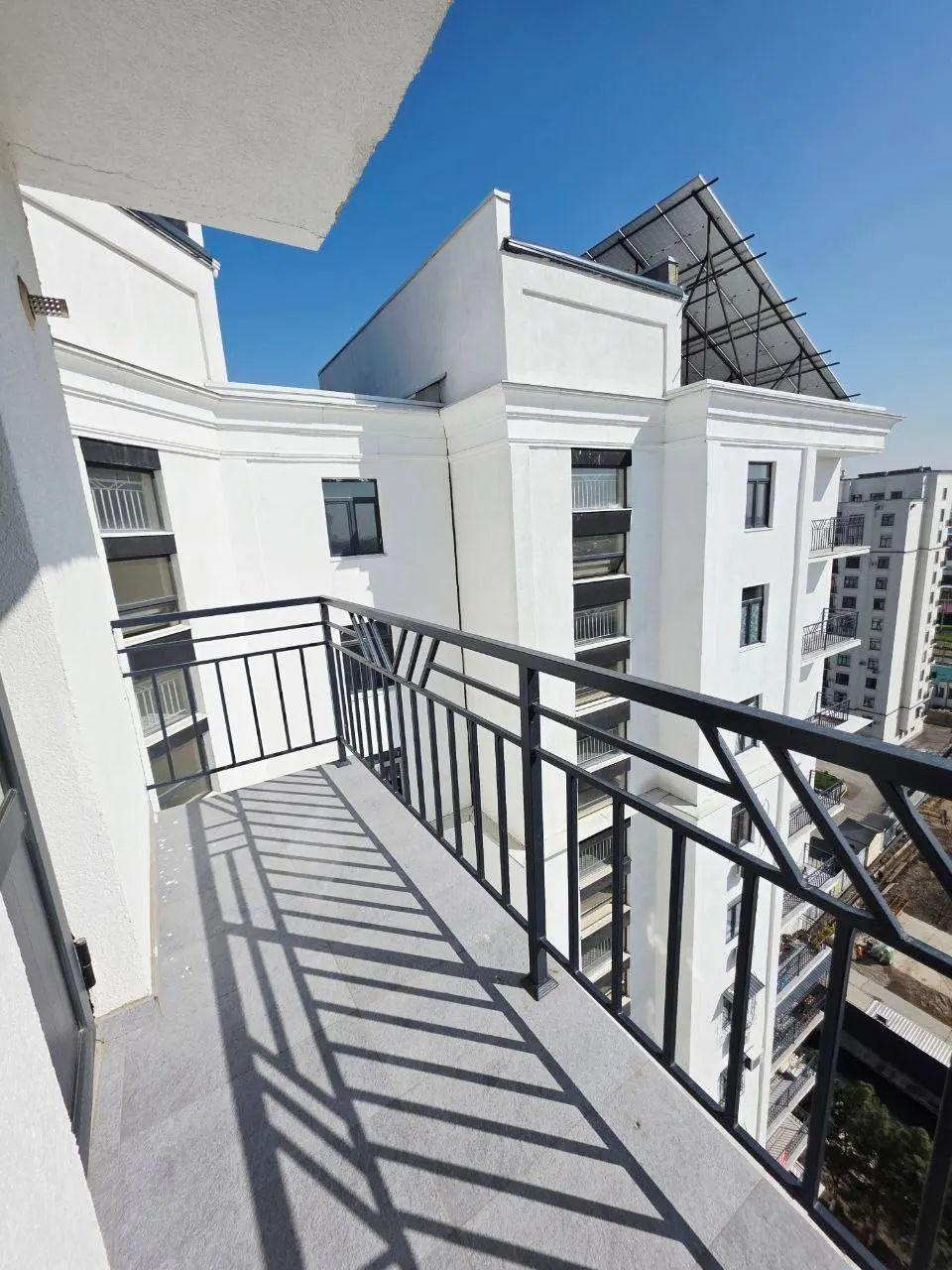 Продаётся 3-комнатная квартира, 110 м², 13/13 этаж — Яккасарайский район