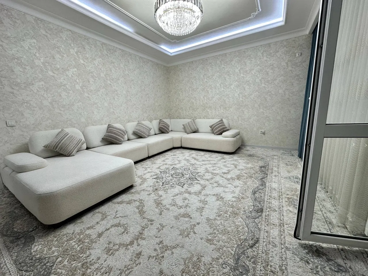 Ijaraga beriladi 4 xonali kvartira, 120 m², 6/10 qavat — Yashnobod tumani