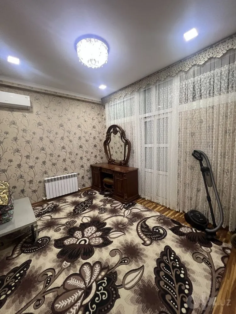 Ijaraga beriladi 4 xonali kvartira, 85 m², 6/8 qavat — Yakkasaroy tumani
