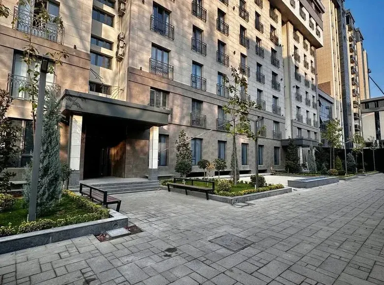 Sotiladi 3 xonali kvartira, 98 m², 8/9 qavat — Yunusobod tumani