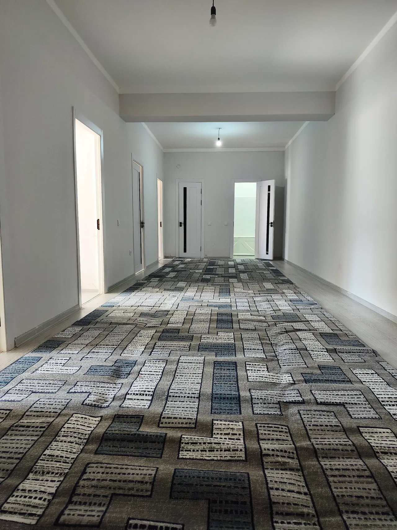 Sotiladi 3 xonali kvartira, 105 m², 1/5 qavat — Zangiota tumani