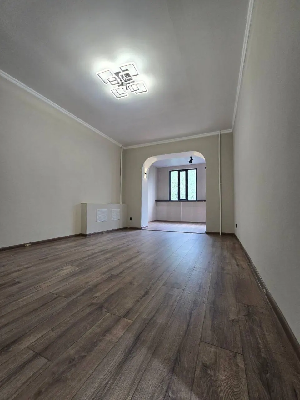 Sotiladi 2 xonali kvartira, 68 m², 4/5 qavat — Mirzo Ulugʻbek tumani