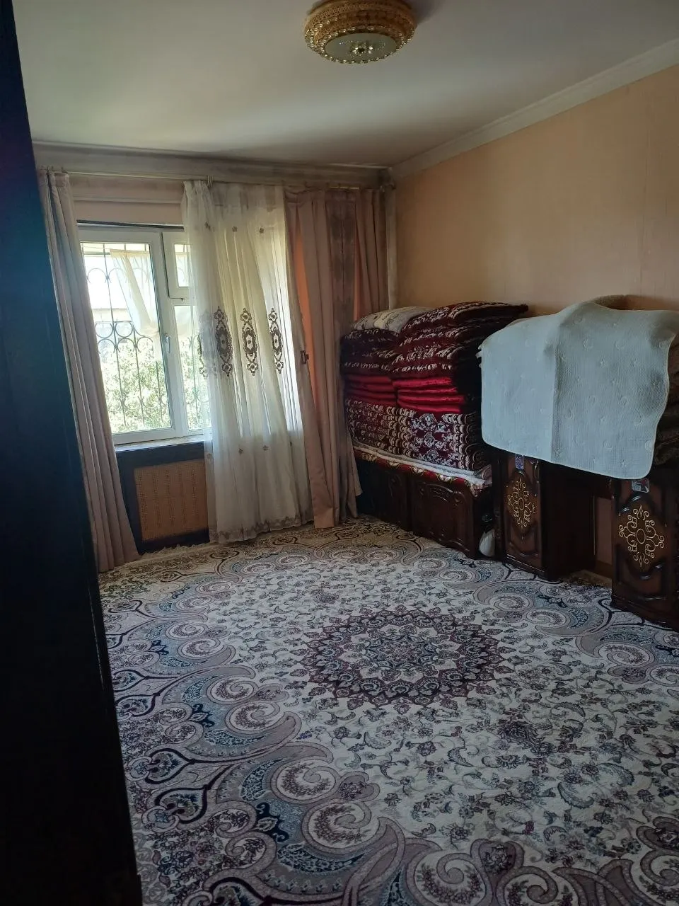 Sotiladi 4 xonali kvartira, 80 m², 4/4 qavat — Olmazor tumani