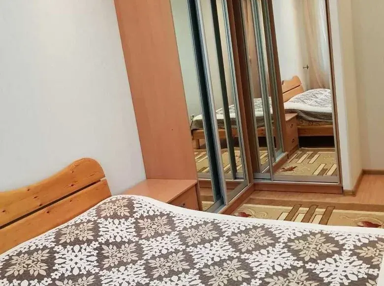 Ижарага берилади 3 хонали квартира, 84 м², 1/9 қават — Яккасарой тумани