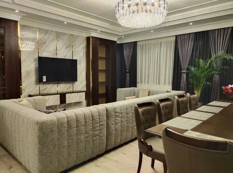 Ижарага берилади 4 хонали квартира, 180 м², 4/9 қават — Яккасарой тумани