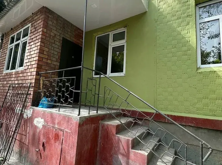 Sotiladi 2 xonali kvartira, 50 m², 1/4 qavat — Uchtepa tumani