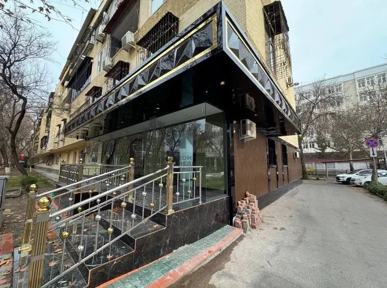 Сотилади тижорат биноси, 81 м² — Яккасарой тумани