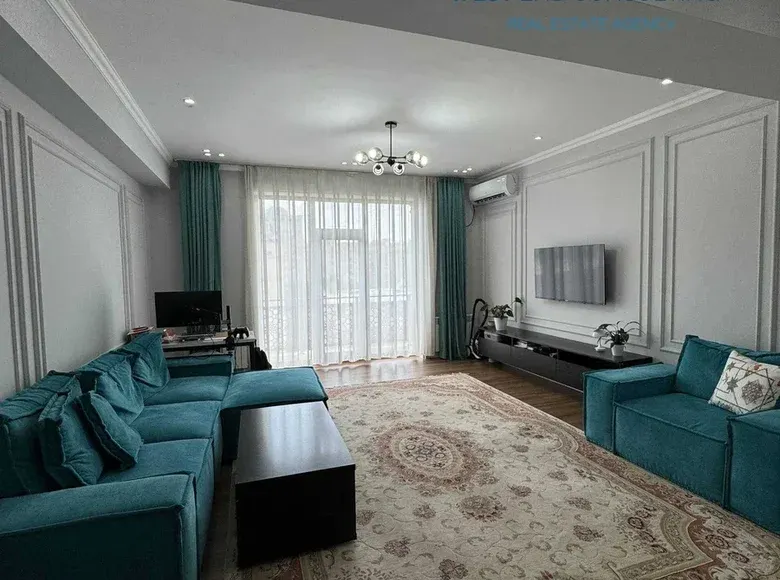 Сдаётся 2-комнатная квартира, 85 м², 9/9 этаж — Яккасарайский район