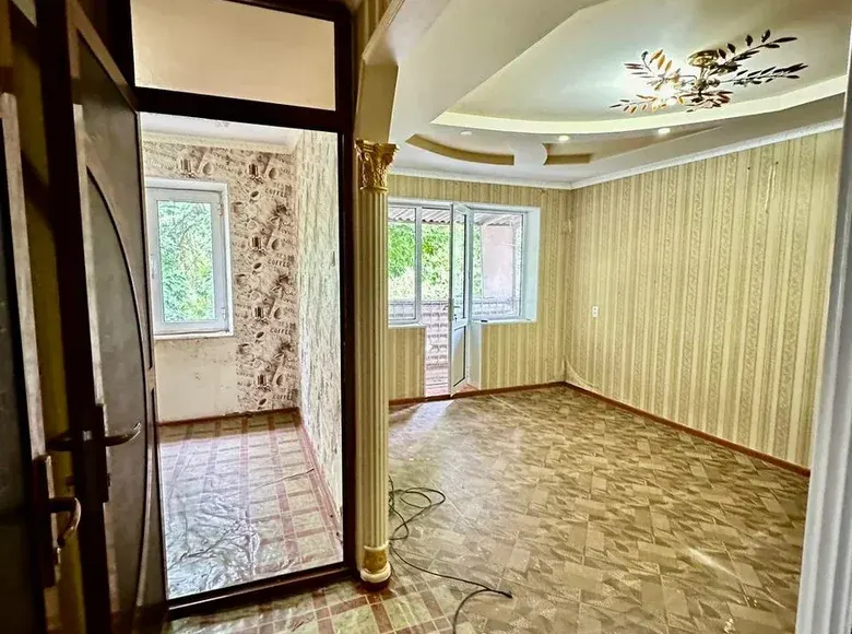 Сотилади 2 хонали квартира, 56 м², 4/4 қават — Фарғона шаҳри