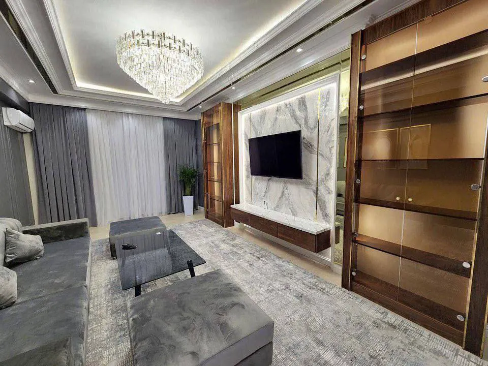 Сдаётся 3-комнатная квартира, 115 м², 5/10 этаж — Яккасарайский район