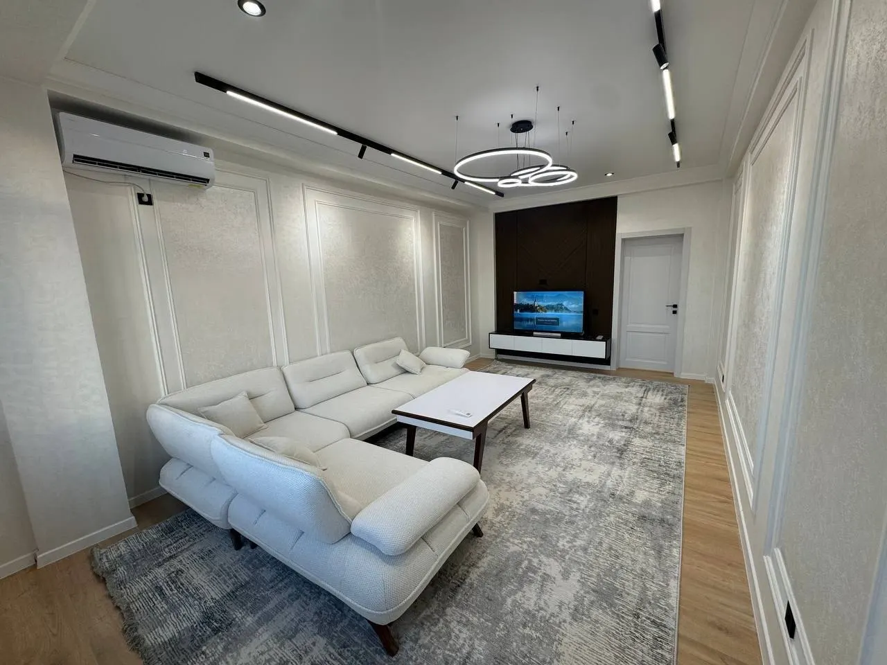 Sotiladi 4 xonali kvartira, 121 m², 9/13 qavat — Yakkasaroy tumani