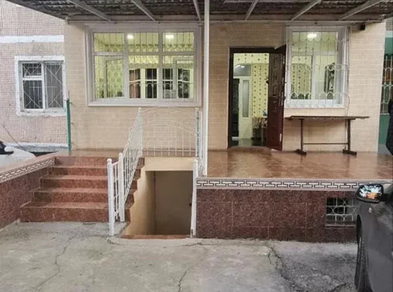 Sotiladi 2 xonali kvartira, 62 m², 1/2 qavat — Toshkent shahri