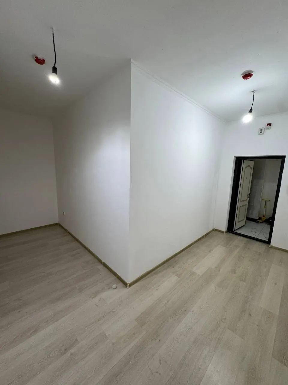 Сотилади 2 хонали квартира, 70 м², 1/16 қават — Янгиҳаёт тумани