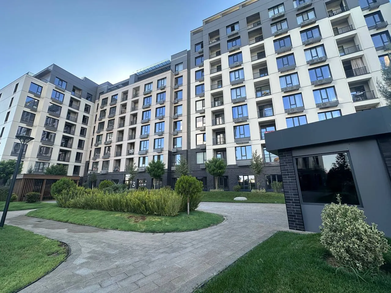 Продаётся 3-комнатная квартира, 63 м², 3/8 этаж — Мирзо-Улугбекский район