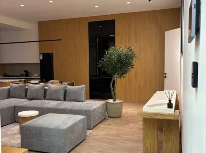 Продаётся 3-комнатная квартира, 105 м², 10/14 этаж — Мирабадский район