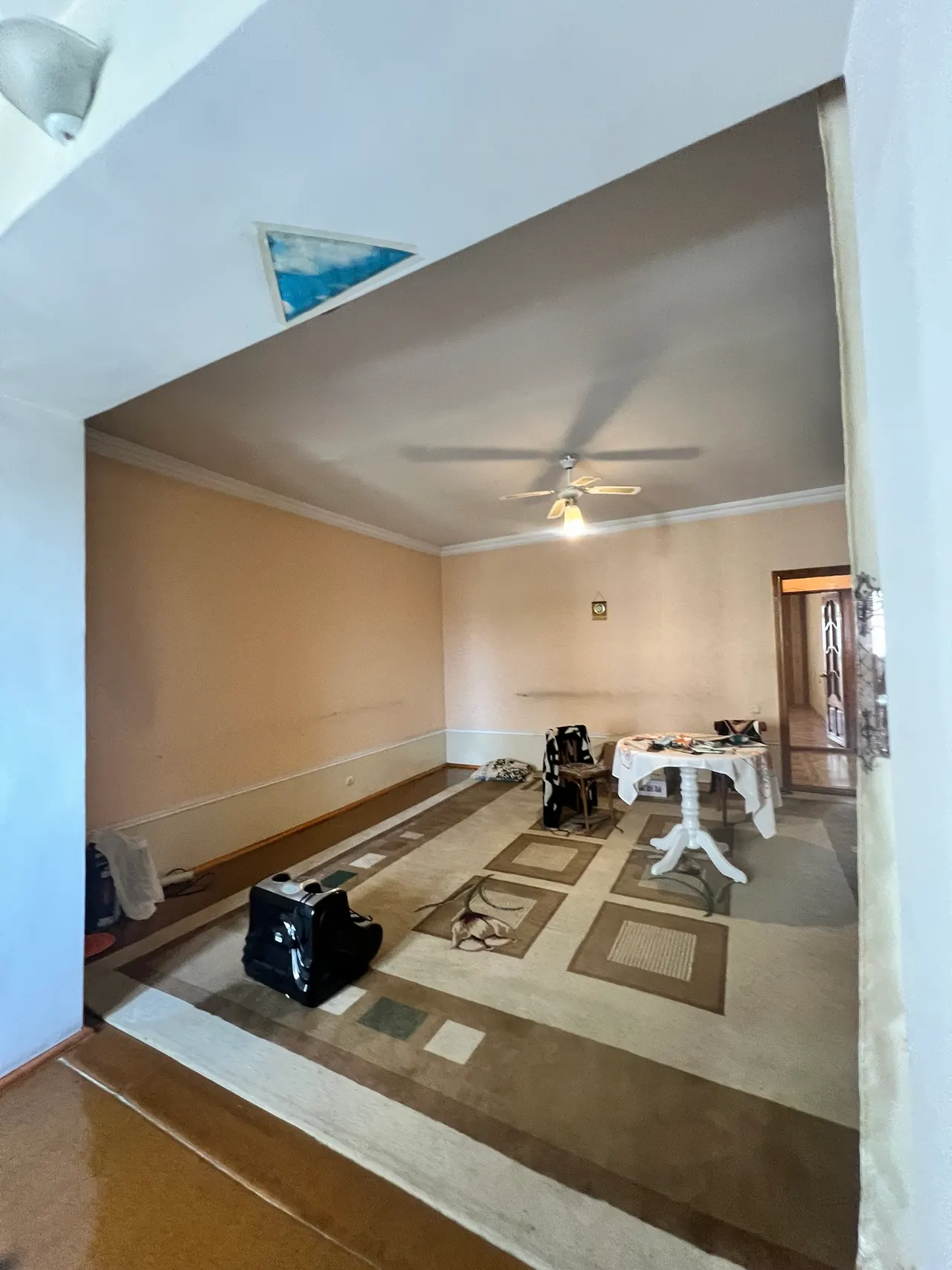 Продаётся 3-комнатная квартира, 105 м², 4/4 этаж — Чиланзарский район