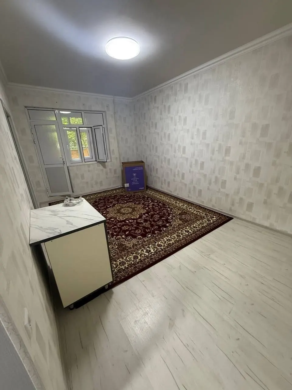 Продаётся 1-комнатная квартира, 33 м², 1/4 этаж — Чиланзарский район