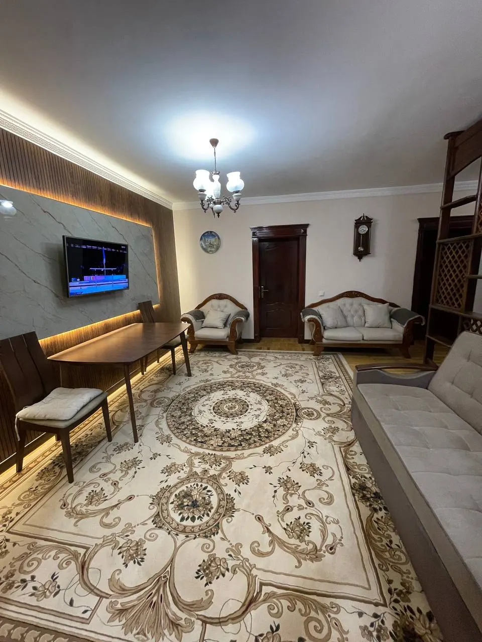 Ijaraga beriladi 3 xonali kvartira, 80 m², 2/4 qavat — Yakkasaroy tumani