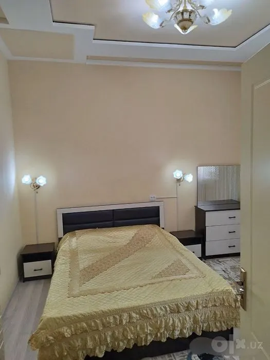 Сдаётся 2-комнатная квартира, 56 м², 2/2 этаж — Чирчик
