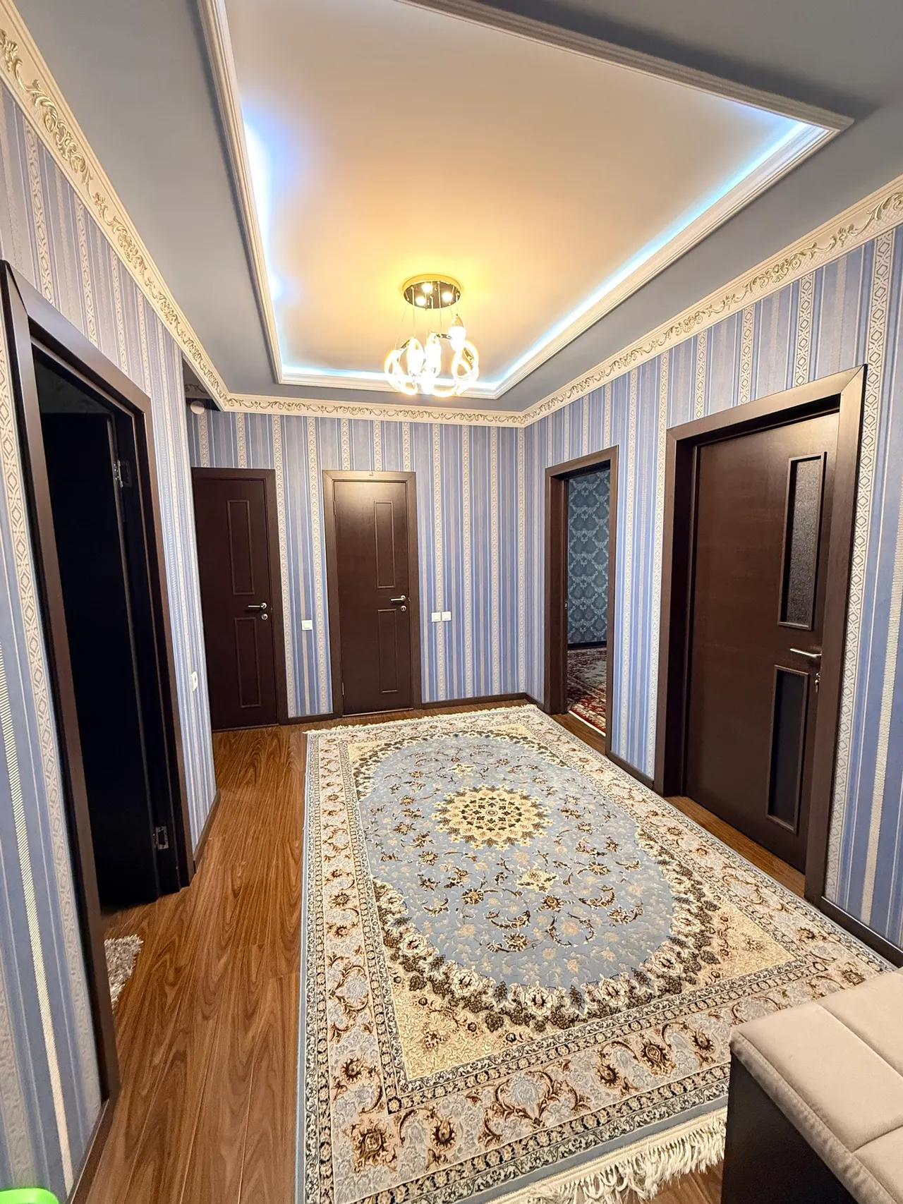 Ижарага берилади 3 хонали квартира, 90 м², 2/9 қават — Олмазор тумани