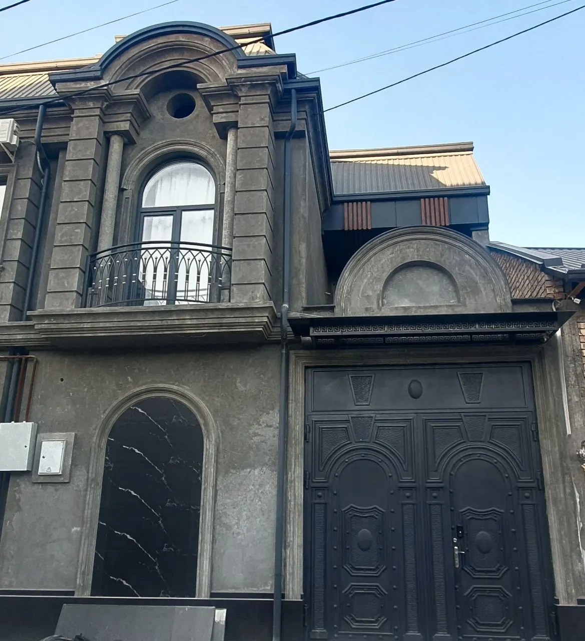 Продаётся 5-комнатный дом, 1,5 сот., 3 этажа — Юнусабадский район