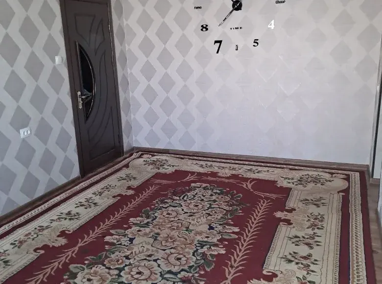 Сотилади 2 хонали квартира, 42 м², 3/5 қават — Янгиҳаёт тумани