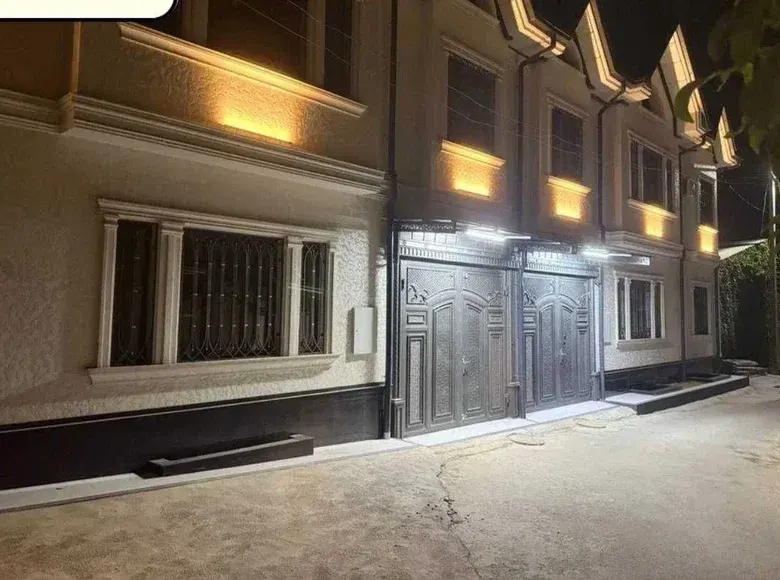 Сотилади 5 хонали ҳовли уй, 2.7 сотих, 440 м² — Юнусобод тумани