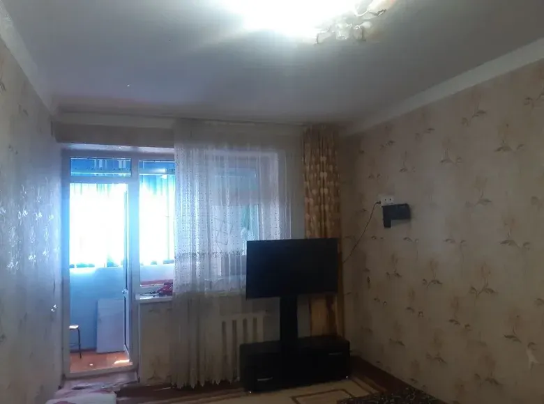 Сотилади 2 хонали квартира, 64 м², 3/9 қават — Кармана тумани