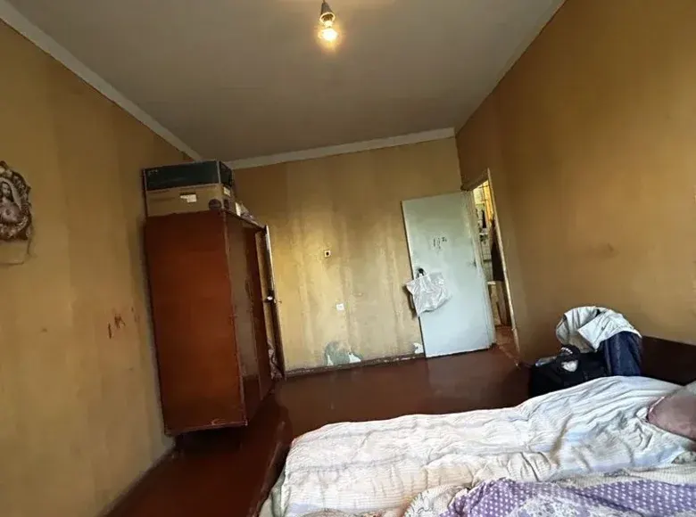 Продаётся 4-комнатная квартира, 80 м², 2/4 этаж — Яшнабадский район