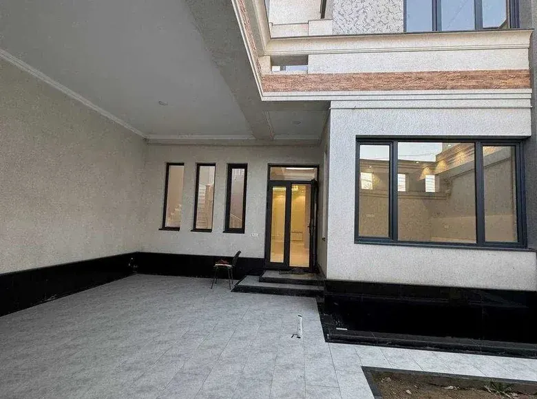 Sotiladi 5 xonali hovli uy, 1.7 sotix, 240 m² — Sergeli tumani