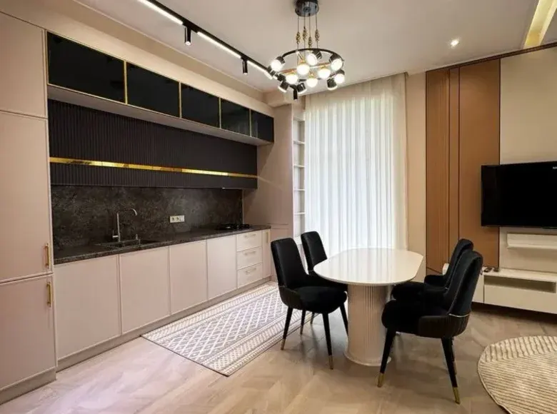Сотилади 3 хонали квартира, 85 м², 2/5 қават — Олмазор тумани