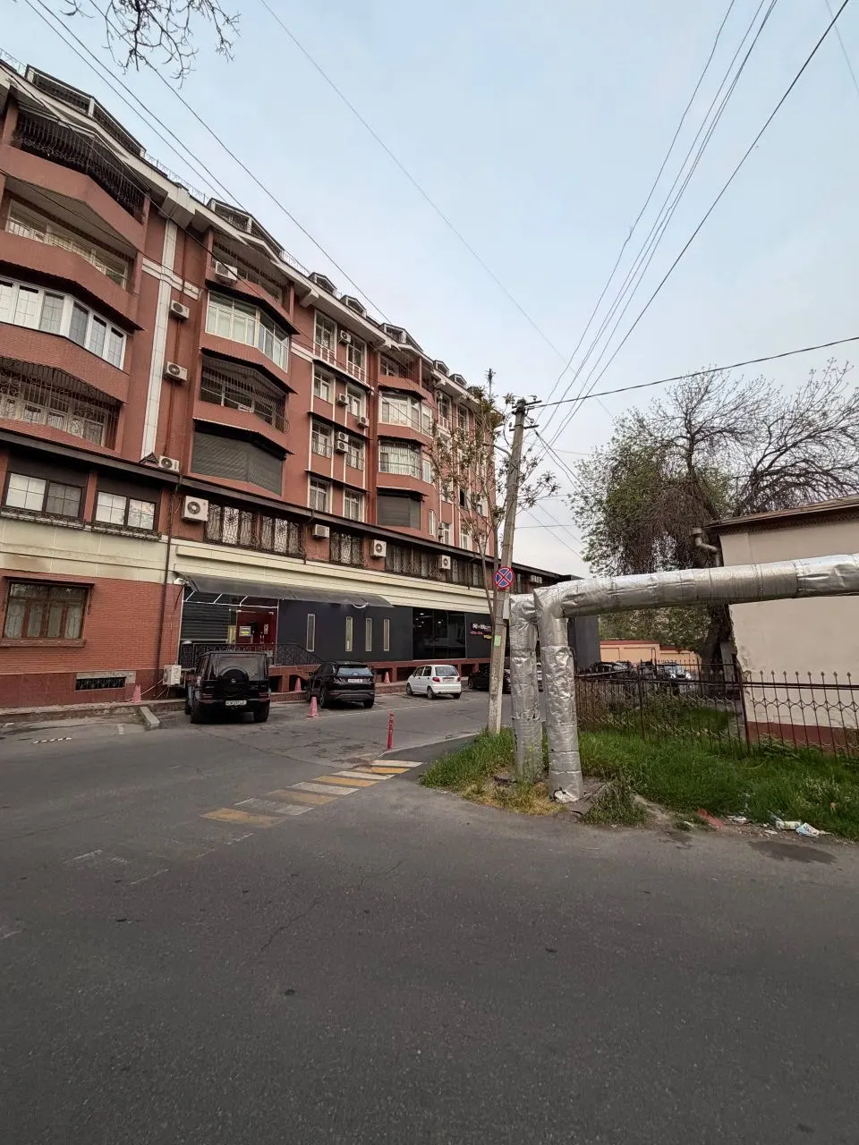 Сотилади ҳовли уй, 3.5 сотих — Яшнобод тумани