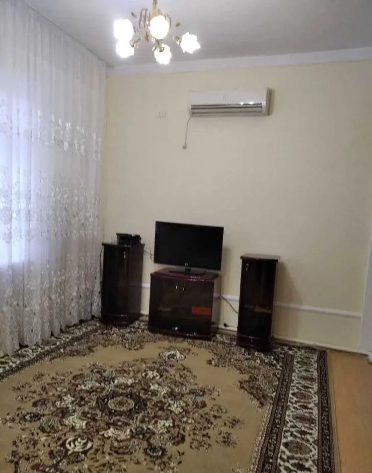 Ижарага берилади 6 хонали ҳовли уй, 120 м² — Миробод тумани