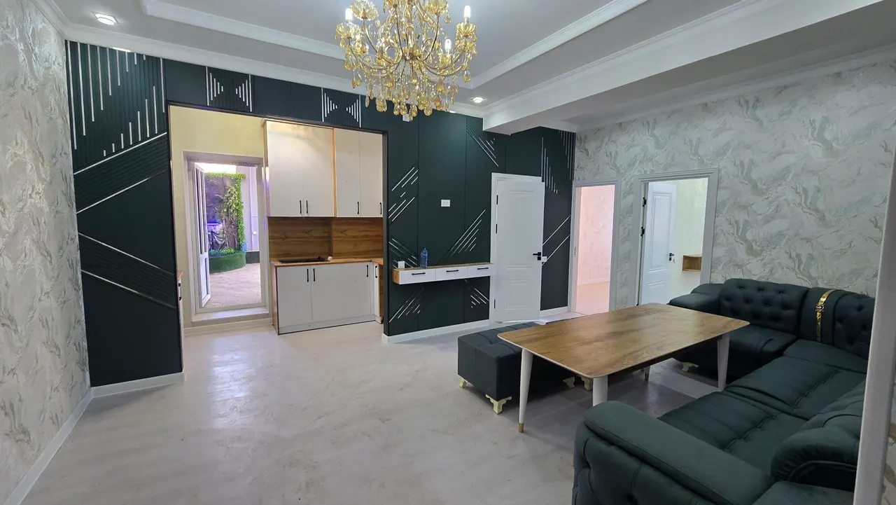 Продаётся 3-комнатная квартира, 60 м², 8/8 этаж — Бухара