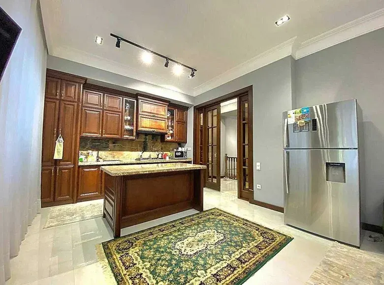 Ижарага берилади 4 хонали квартира, 200 м², 7/9 қават — Юнусобод тумани