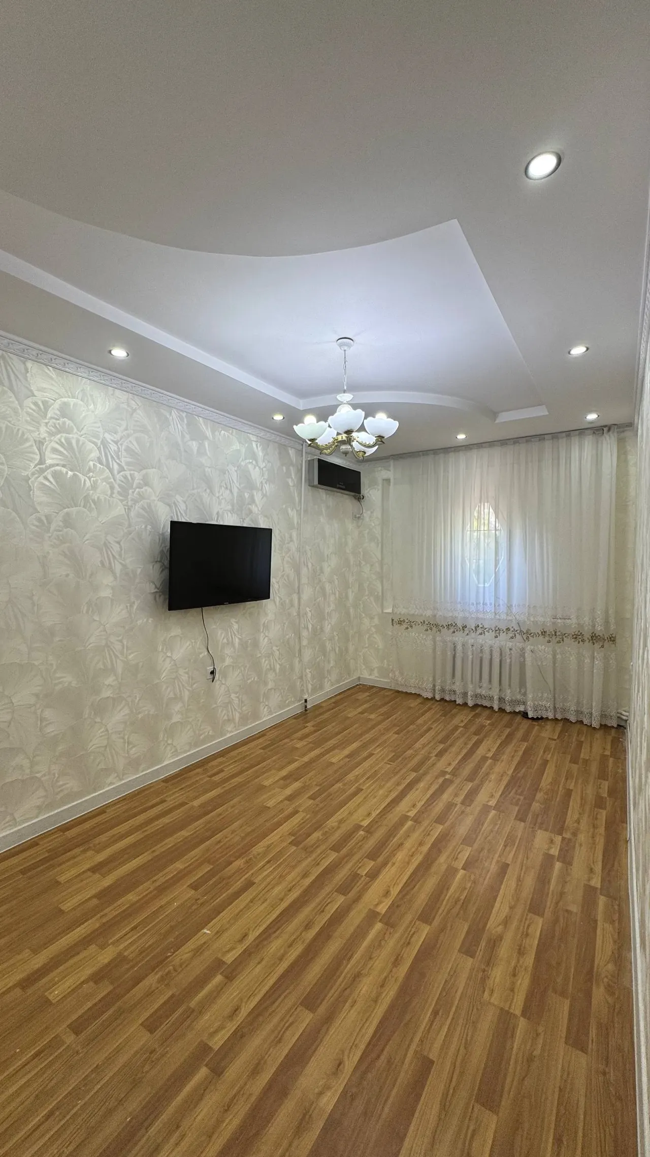 Сотилади 4 хонали квартира, 97 м², 2/9 қават — Яккасарой тумани
