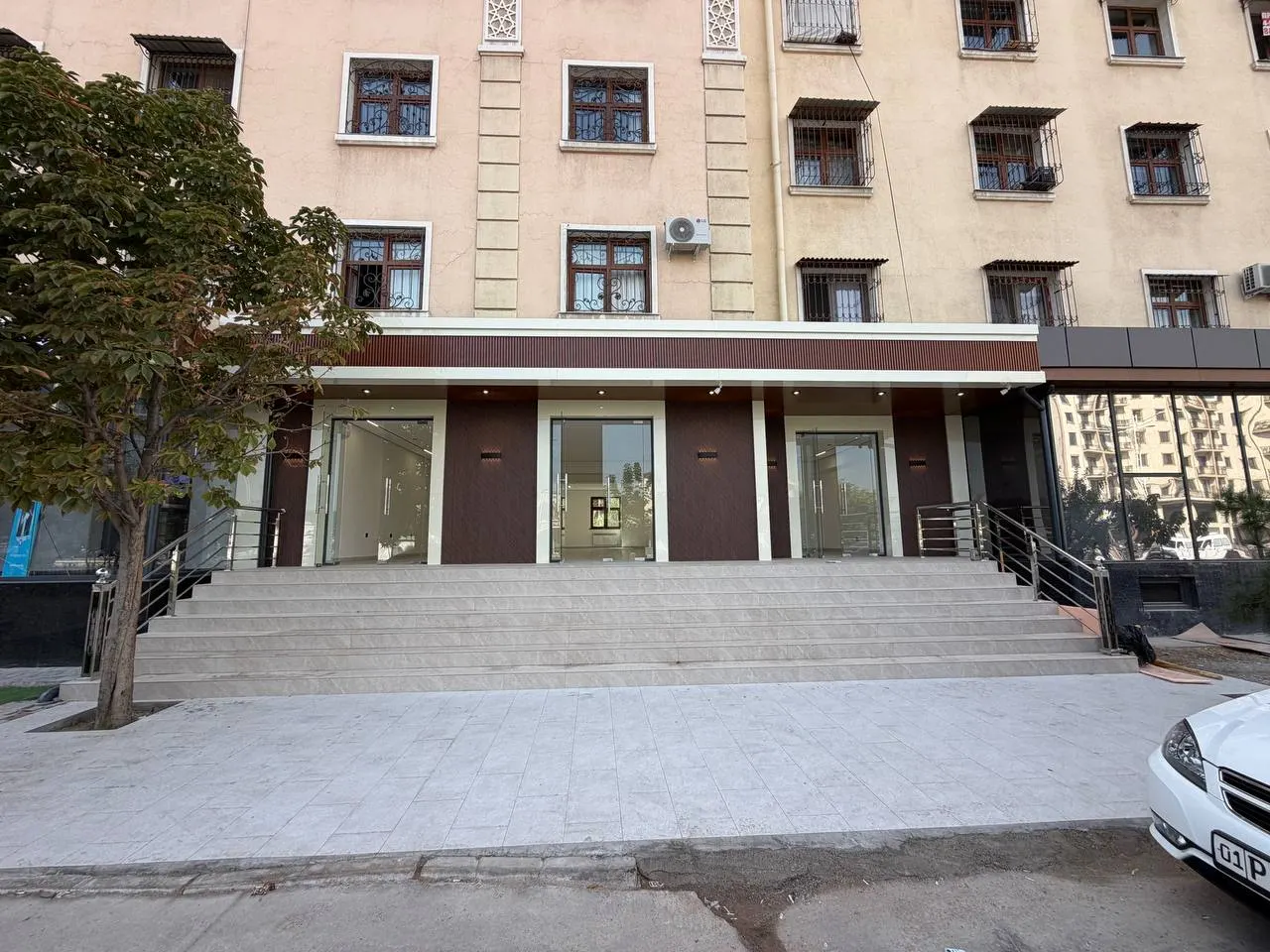 Сдаётся коммерческое помещение, 155 м², 1/5 этаж — Шайхантахурский район